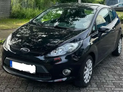 Gebraucht Ford Fiesta Trend 82 PS (60 kW) 2011 Schwarz Limousine