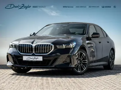 Gebraucht BMW 520 M Sport 197 PS (144 kW) 2025 Sophistograu brillanteffekt metallic Limousine