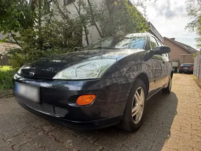Gebraucht Ford Focus 101 PS (74 kW) 2001 Blau Kombi