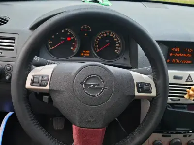 Gebraucht Opel Astra 91 PS (66 kW) 2007 Silber Kleinwagen