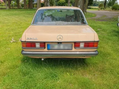 Gebraucht Mercedes 220 62 PS (45 kW) 1978 Beige Limousine