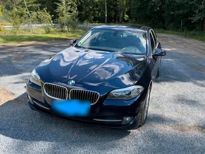 Gebraucht BMW 520 183 PS (134 kW) 2010 Blau Kombi