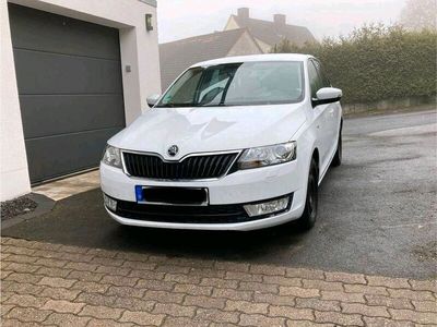 gebraucht Skoda Rapid Spaceback Ambition 110 PS Benzin, 1,2 TSI DRIVE