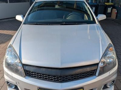 Gebraucht Opel Astra GTC Edition 90 PS (66 kW) 2008 Silber Coupé
