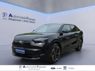 Używany Ford Capri Premium 250 kW (340 KM) 2025 Czarny SUV