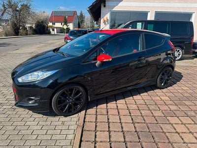 Usata Ford Fiesta Sport 140 CV (102 kW) 2015 Nero Utilitaria