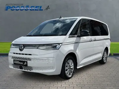 Second-hand VW T7 Style 150 CP (110 kW) 2024 Alb Van