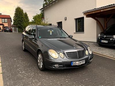 Mercedes E320