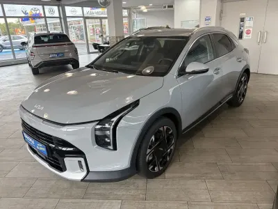 Neu Kia XCeed 150 PS (110 kW) 2026 Grau SUV