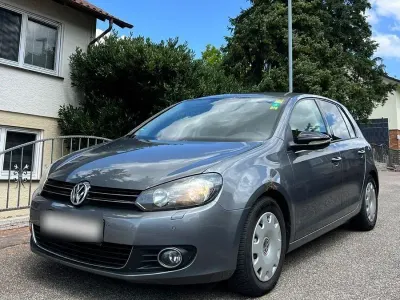 Gebraucht VW Golf VI Style 122 PS (89 kW) 2011 Grau Kleinwagen