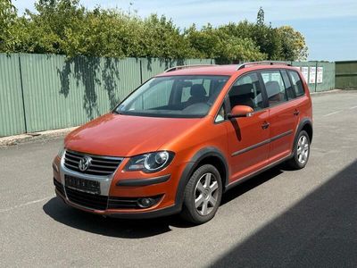 VW Touran Cross