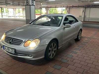 Mercedes CLK320