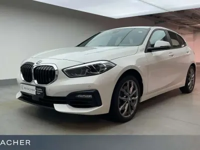 Gebraucht BMW 120 Advantage 192 PS (141 kW) 2023 Alpinweiß uni Kleinwagen