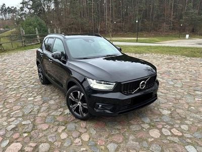 Gebraucht Volvo XC40 R-Design 163 PS (119 kW) 2020 Schwarz SUV