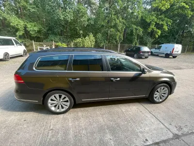 Gebraucht VW Passat 122 PS (89 kW) 2013 Braun Kombi