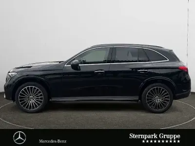 Gebraucht Mercedes GLC300de AMG 333 PS (244 kW) 2025 Schwarz SUV