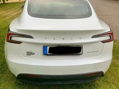 Gebraucht Tesla Model 3 341 kW (464 PS) 2024 Weiß Limousine