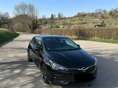 Gebraucht Opel Astra Design Edition 145 PS (106 kW) 2021 Schwarz Limousine