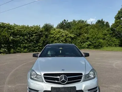 Gebraucht Mercedes C250 204 PS (150 kW) 2015 Silber Coupé