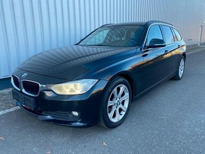Gebraucht BMW 318 Comfort Edition 143 PS (105 kW) 2013 Other Kombi