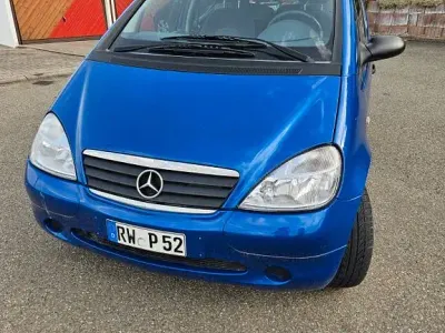 Gebraucht Mercedes A140 Classic 82 PS (60 kW) 1999 Blau Kleinwagen