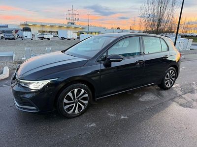 Gebraucht VW Golf VIII Active 150 PS (110 kW) 2022 Schwarz Limousine