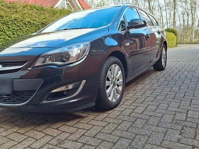 Usata Opel Astra Style 165 CV (121 kW) 2015 Nero Station wagon