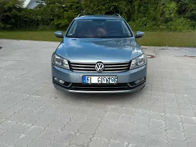 Używany VW Passat Highline 140 KM (102 kW) 2014 Szary Kombi