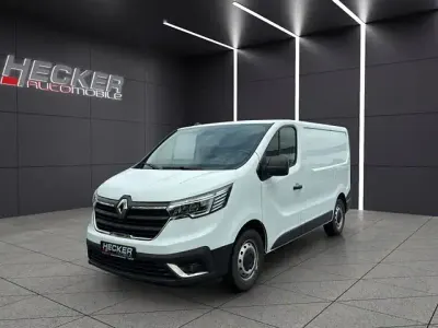 Gebraucht Renault Trafic Komfort 131 PS (96 kW) 2022 Gletscherweiss Van / Kleinbus