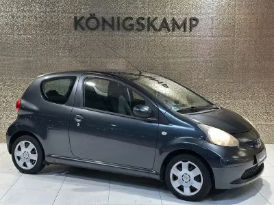 Gebraucht Toyota Aygo Cool 68 PS (50 kW) 2006 Grau Kleinwagen