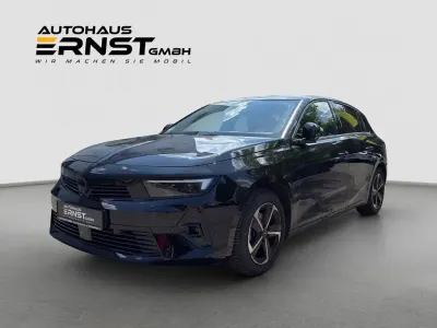 Gebraucht Opel Astra 131 PS (96 kW) 2025 Schwarz Kleinwagen