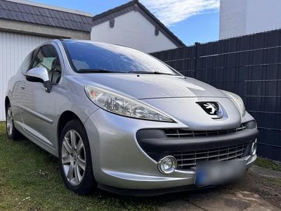 Gebraucht Peugeot 207 120 PS (88 kW) 2008 Silber Kleinwagen