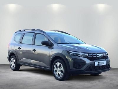 Neu Dacia Jogger Essentiel 101 PS (74 kW) 2025 Dolomitgrau Van / Kleinbus