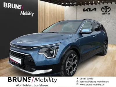 Używany Kia Niro Spirit 184 KM (135 kW) 2022 Niebieski SUV