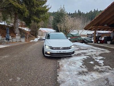 Gebraucht VW Passat Highline 190 PS (139 kW) 2015 Weiß Kombi