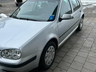 Gebraucht VW Golf IV 75 PS (55 kW) 2003 Silber Kleinwagen