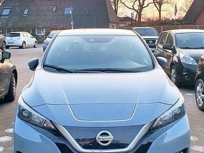 Grau Gebraucht 2022 Nissan Leaf N-Connecta Kleinwagen | 12.900 €