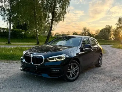 Gebraucht BMW 118 Advantage 140 PS (102 kW) 2019 Schwarz Kleinwagen