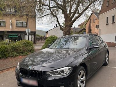 gebraucht BMW 320 D Sport