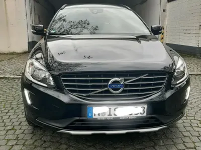 Gebraucht Volvo XC60 150 PS (110 kW) 2017 Schwarz SUV