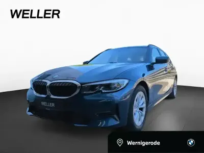 Gebraucht BMW 318 Advantage 150 PS (110 kW) 2022 Phytonicblau (blau) Kombi