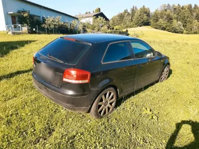 Gebraucht Audi A3 105 PS (77 kW) 2005 Schwarz Kleinwagen