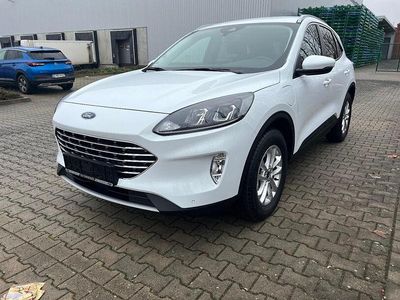 Gebraucht Ford Kuga Titanium 224 PS (164 kW) 2022 Weiß SUV