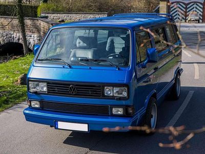 Usado VW Multivan 111 HP (81 kW) 1990 Azul Monovolume