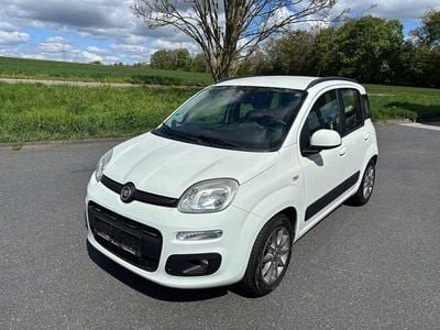 Begagnad Fiat Panda Lounge 69 HK (50 kW) 2013 Vit Halvkombi