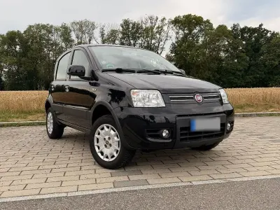 Gebraucht Fiat Panda 4x4 Classica 69 PS (50 kW) 2012 Schwarz Kleinwagen