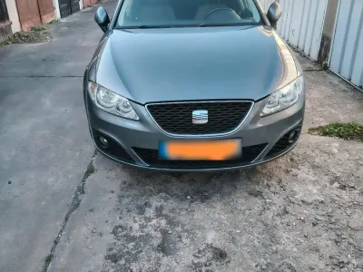 Gebraucht Seat Exeo 140 PS (102 kW) 2013 Grau Kombi