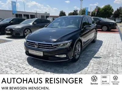 Gebraucht VW Passat Business 150 PS (110 kW) 2023 Deep black perleffekt Kombi