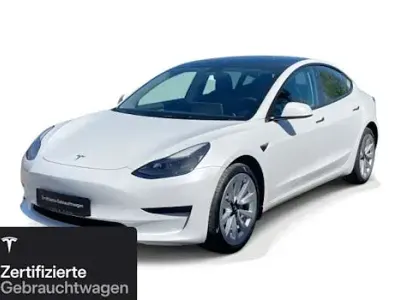 Usata Tesla Model 3 RWD 205 kW (279 CV) 2022 Bianco Berlina