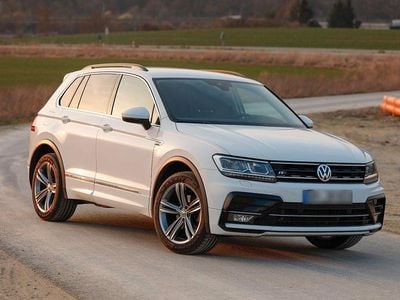 Usata VW Tiguan R-line 150 CV (110 kW) 2019 Bianco SUV